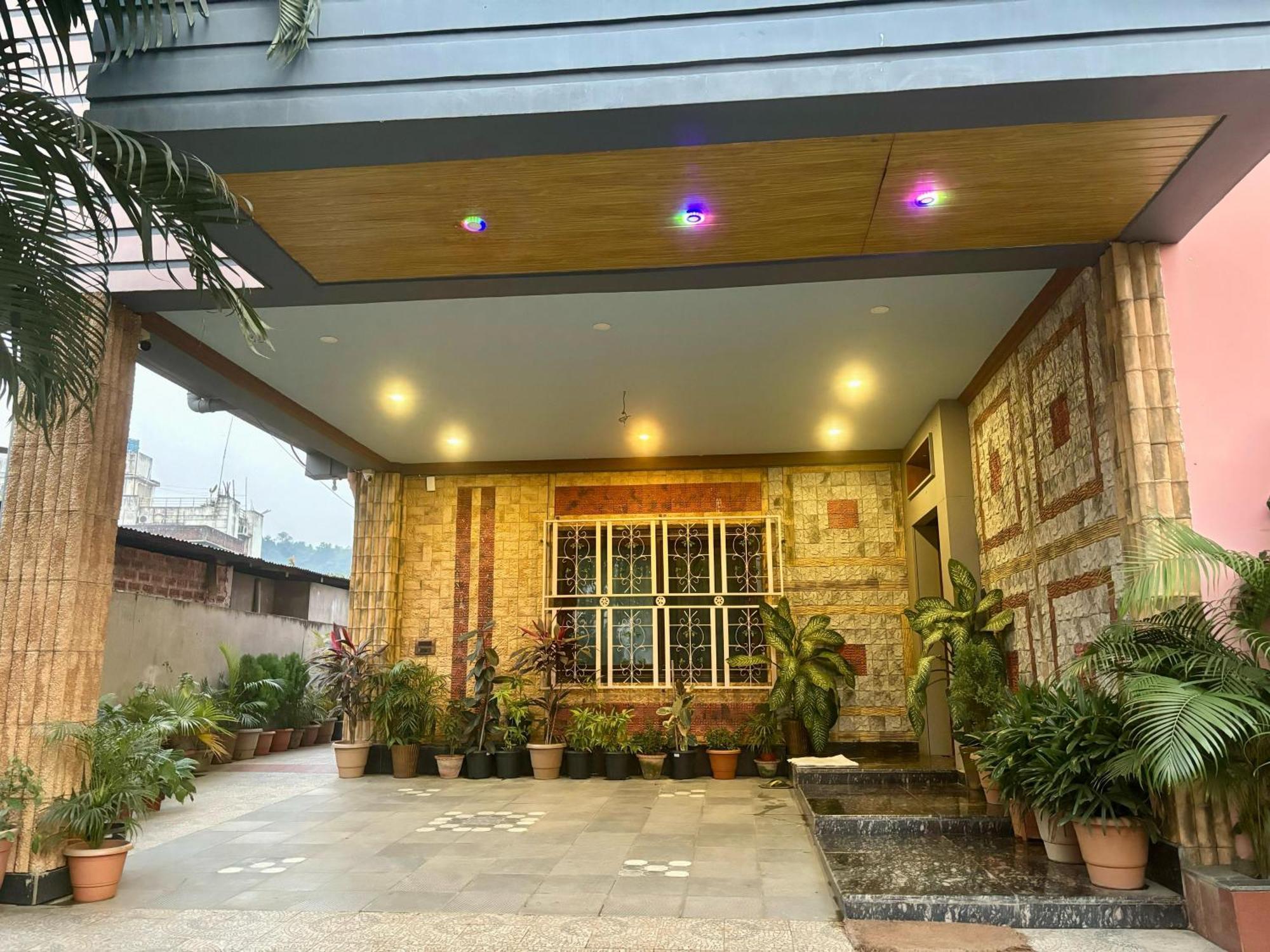 Krishna Shree Guest House Guwahati Luaran gambar