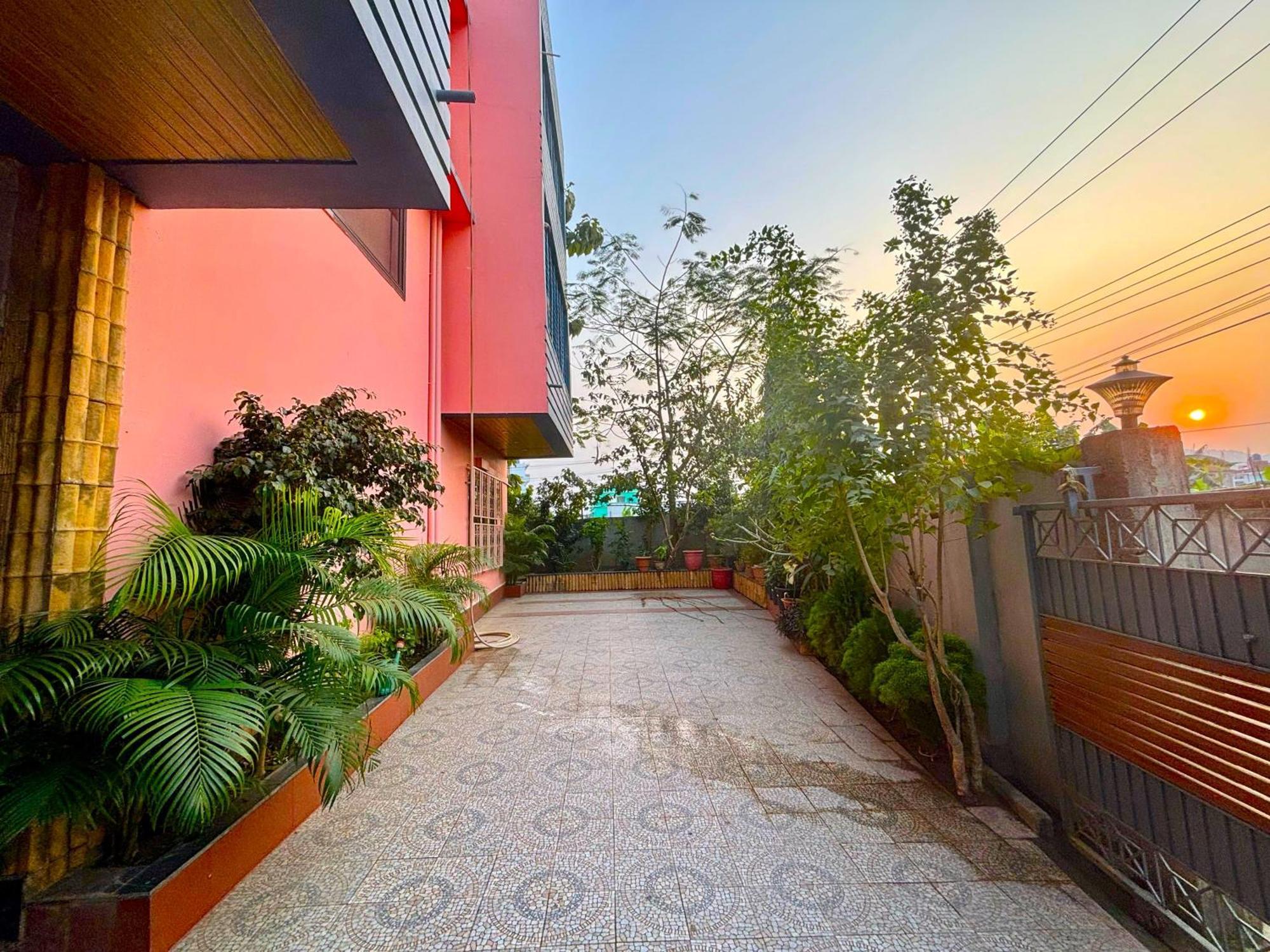 Krishna Shree Guest House Guwahati Luaran gambar